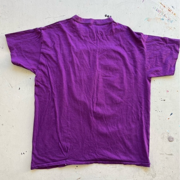 Men's Vintage Russell T-Shirt Purple Life's a Beach San Diego L USA ALTERED HEM - Picture 6 of 12
